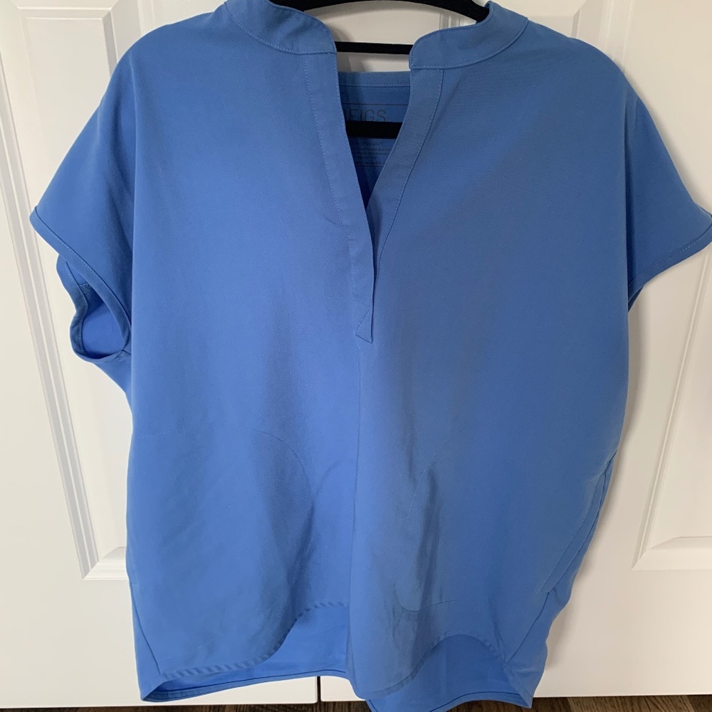 FIGS Technical Collection Scrub Top, Ceil Blue, Size (M)